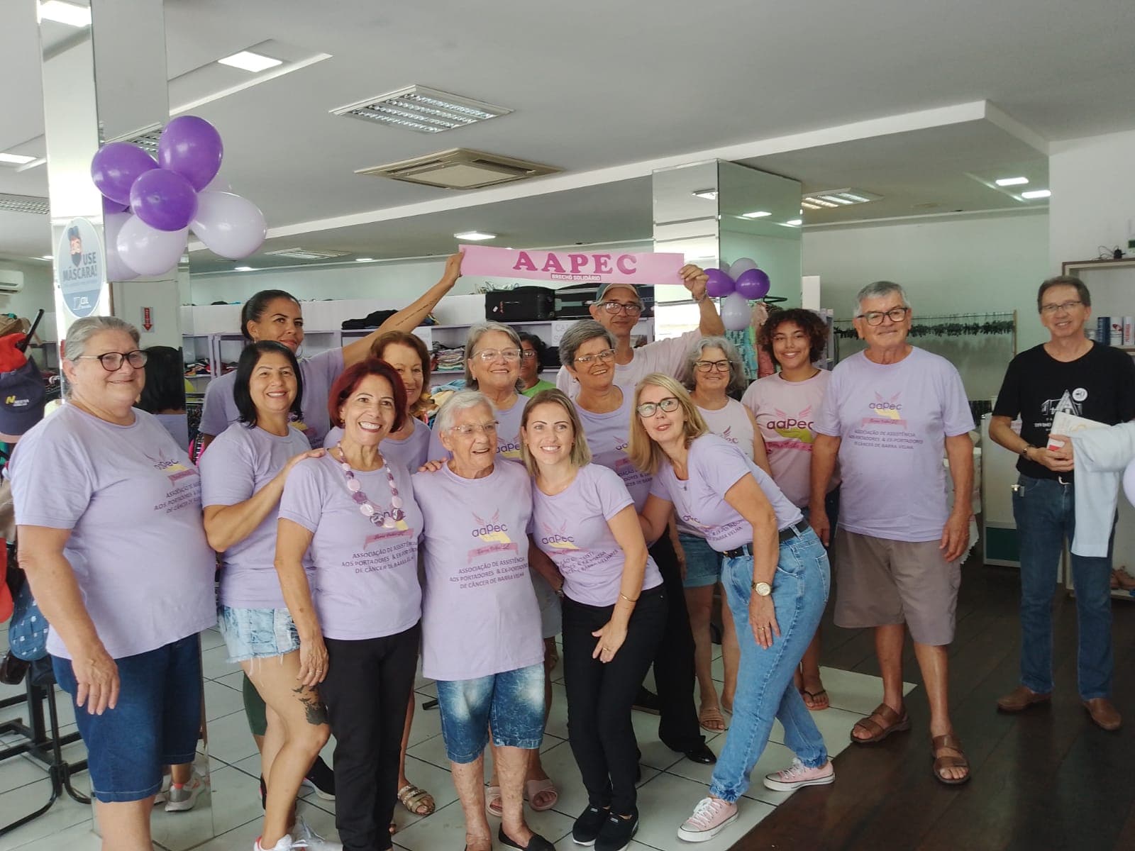 Brechó da AAPEC muda de endereço e continua ajudando pacientes com câncer