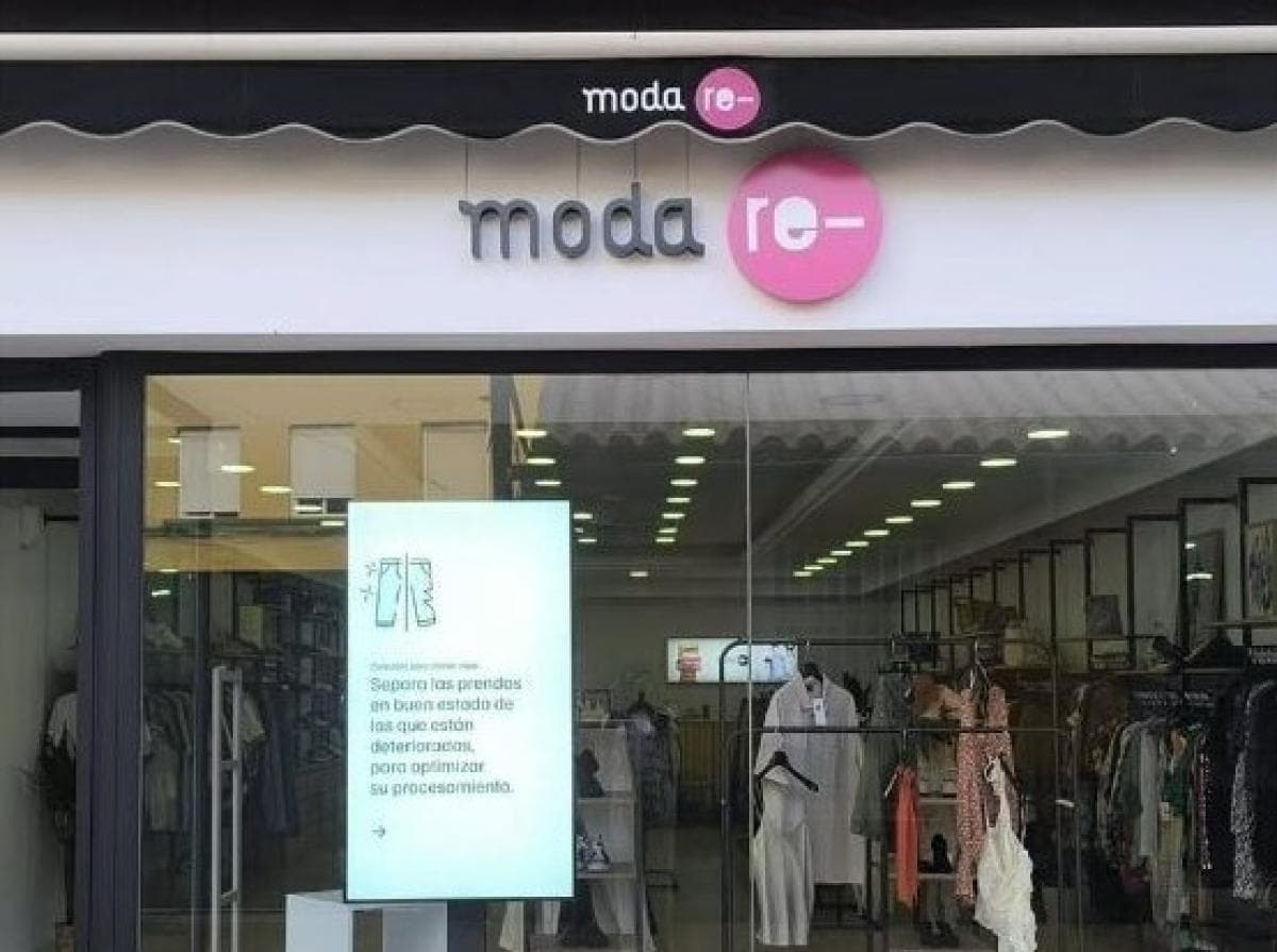 A Linha agora tem uma loja Moda Re: roupas sustentáveis e solidárias com o selo da Cáritas