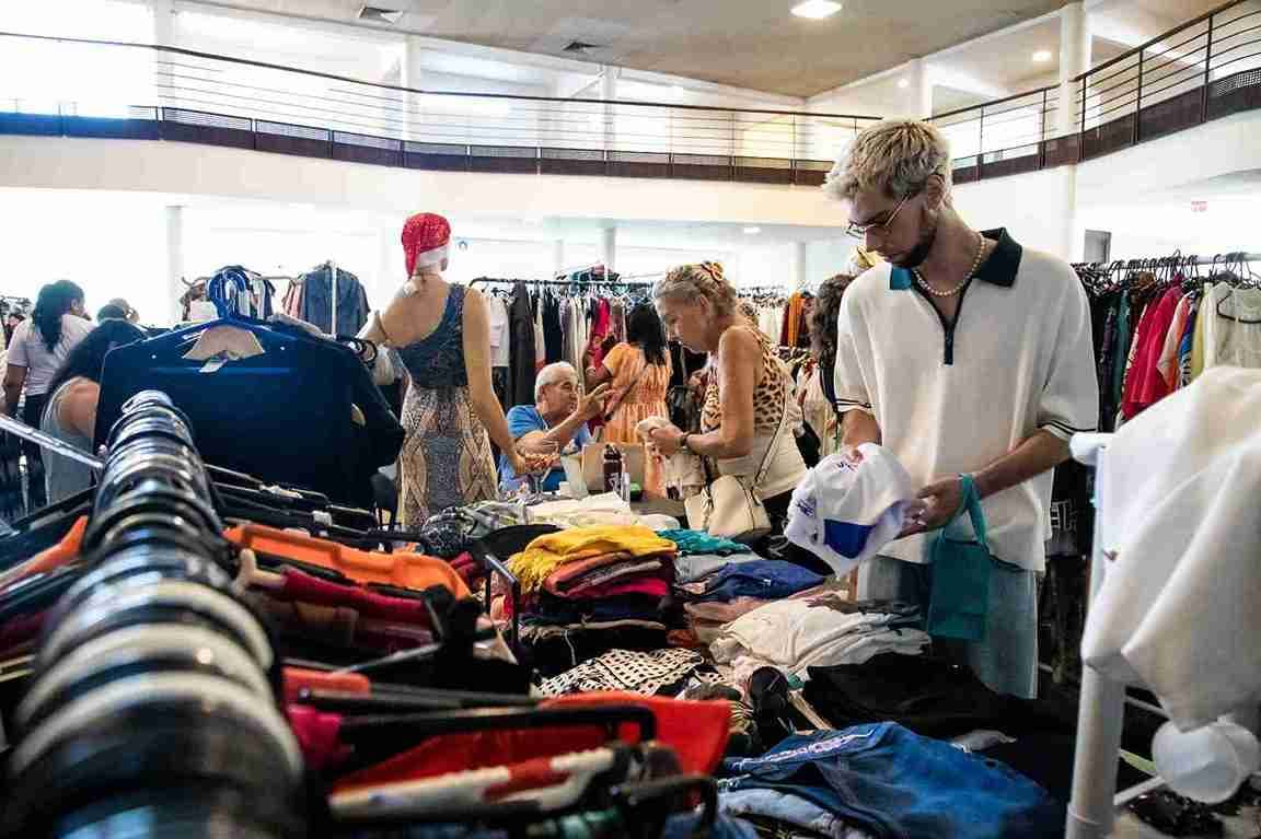 Feira de Brechó Social em Florianópolis: moda com solidariedade em agosto
