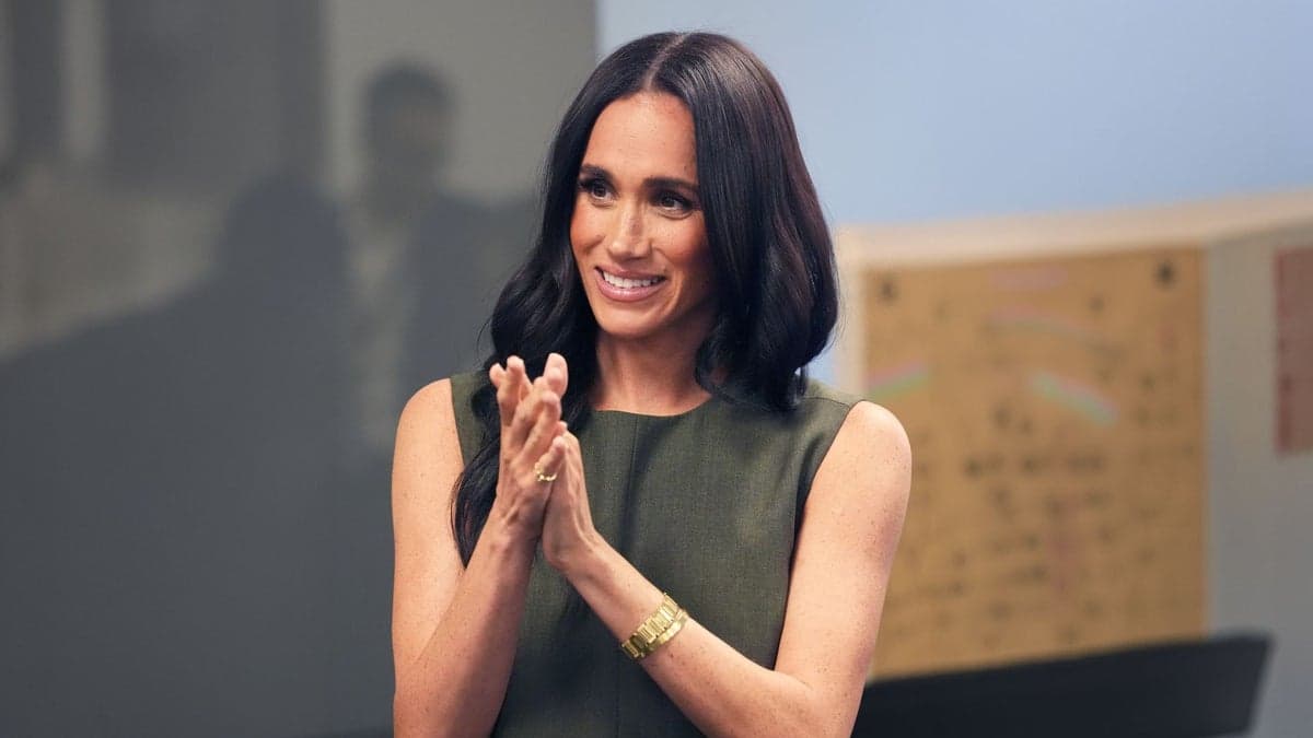 Meghan Markle e a Moda Circular: O Retorno ao Reino Unido e a Venda de Roupas Usadas